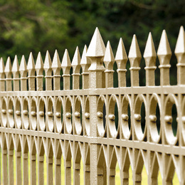 Antikoroziniai metalo dažai ALPINA DIREKT AUF ROST, dramblio kaulo sp., RAL1015, 2,5 Ltr.