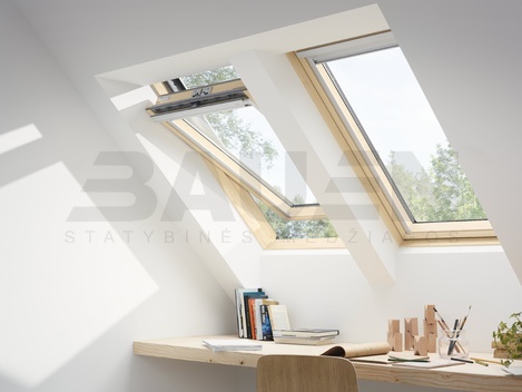 Stogo langai | Stoglangis su rankena viršuje VELUX Standard Plus GLL 1061 SK06